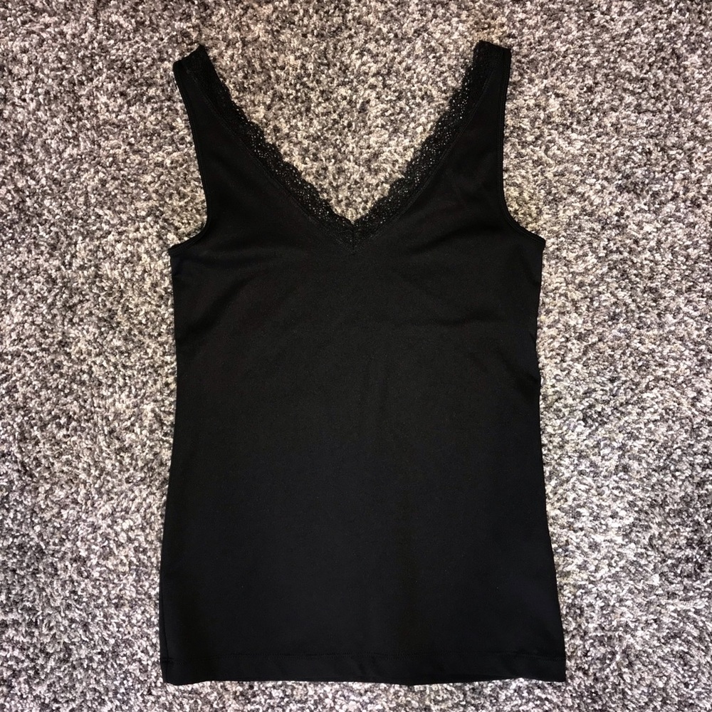 BANANA REPUBLIC TANK ! - Picture 4 of 7